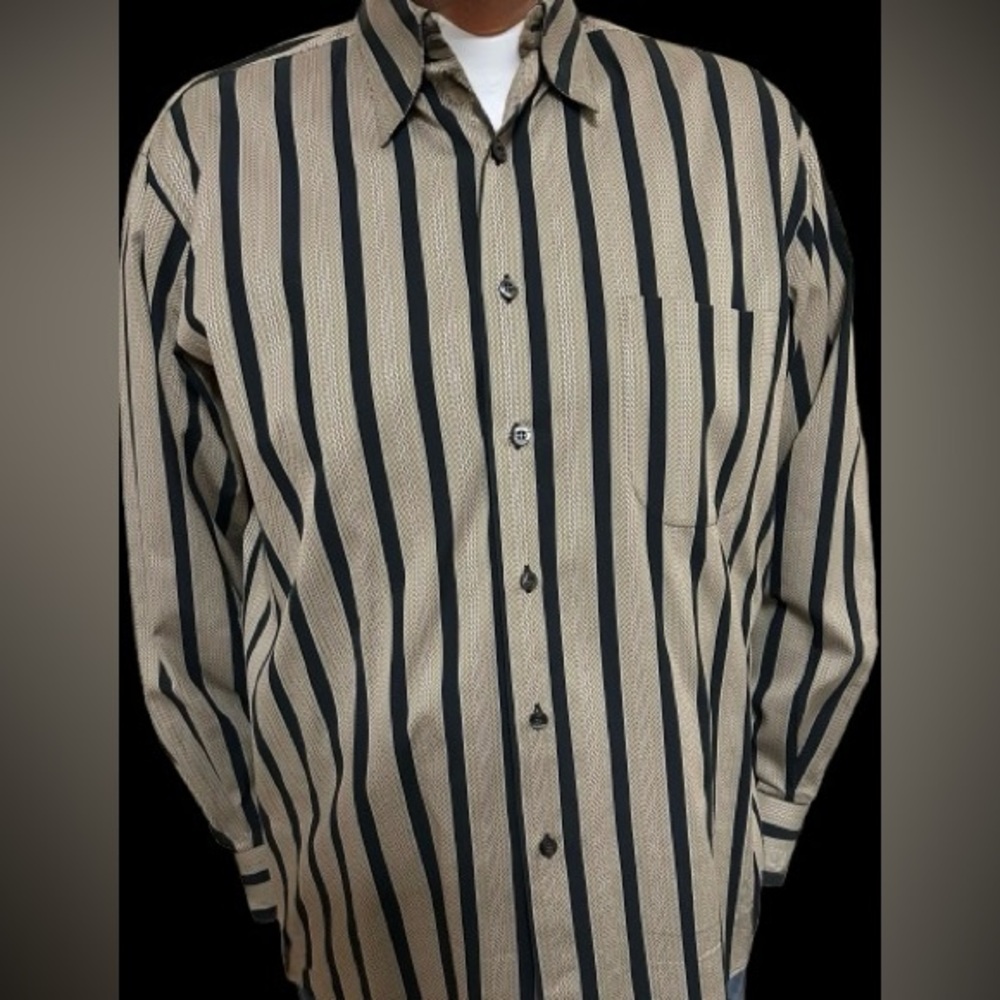 Mens Mirto shirt made in Spain. 17 inch collar. 34/35 inch sleeves. - Picture 5 of 10